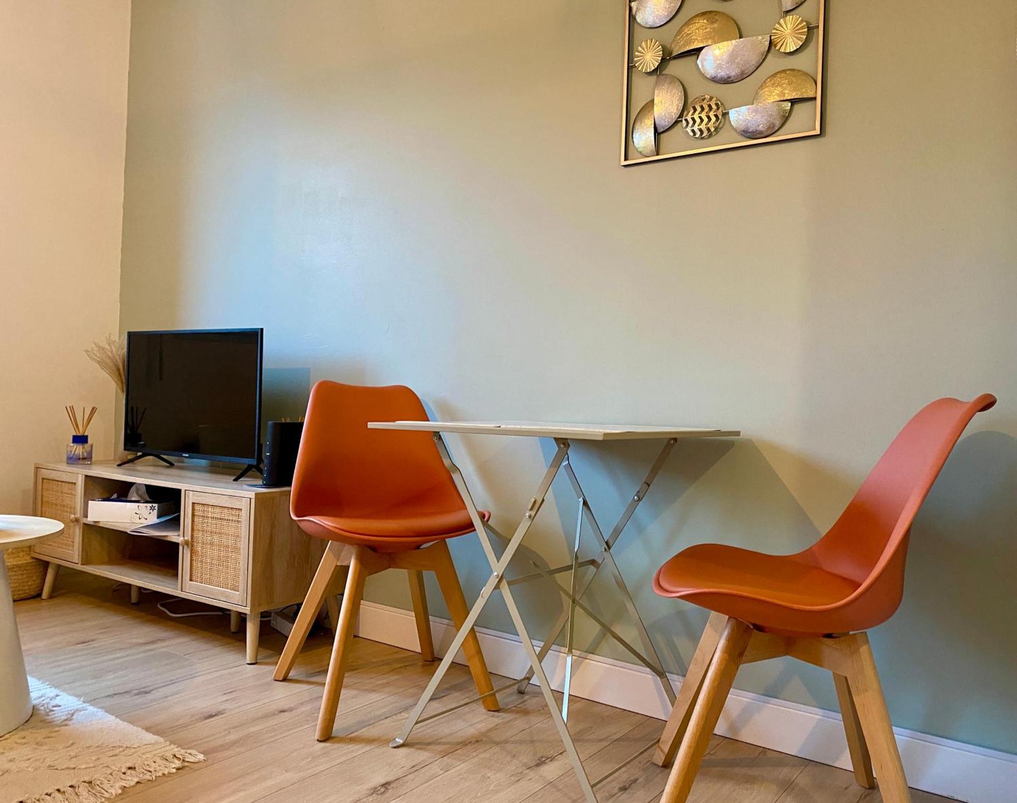 Appartement Proche Centre-Ville- Fibre Saint-Lô Eksteriør bilde